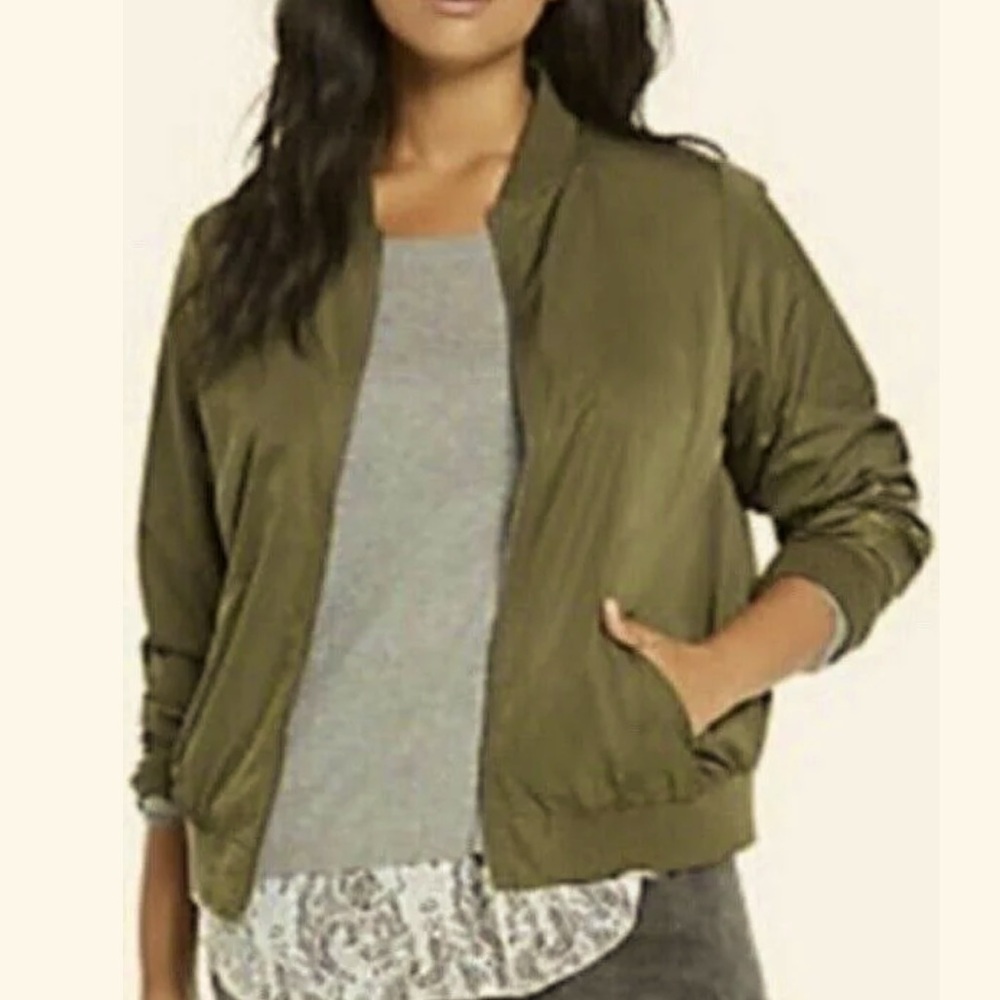 MAKE AN OFFER -TORRID Satin Bomber Jacket